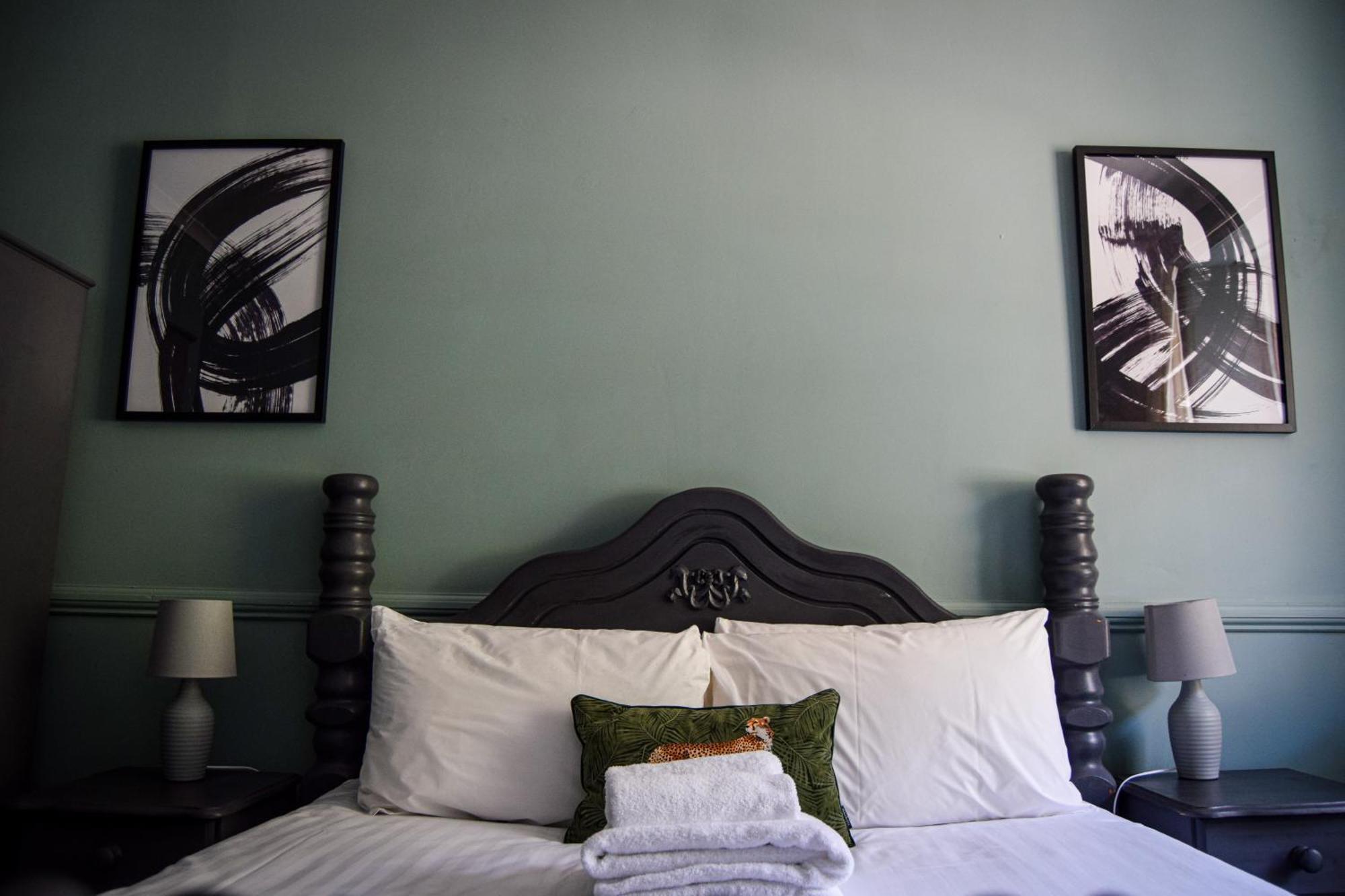 Rock House Hotel Lynton Ngoại thất bức ảnh